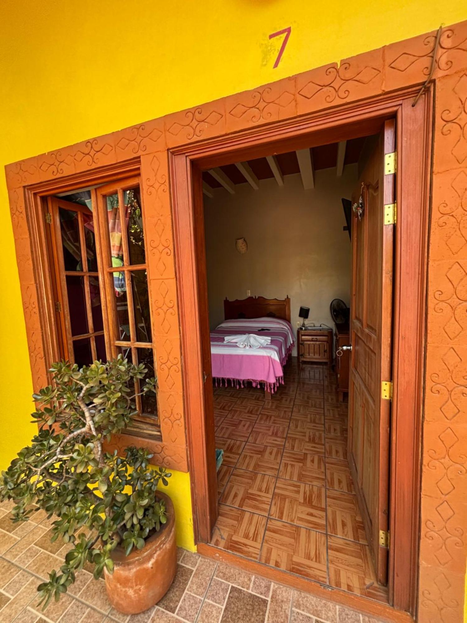Hotel Posada "Mi Rosita" Oaxaca Exterior photo